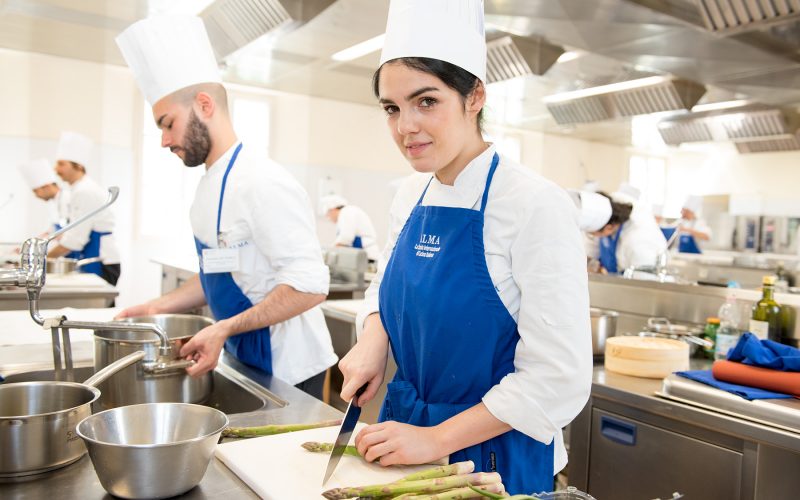 ALMA: LA REGGIANA NAUSICA PEDRONI TRA I 62 NUOVI CHEF DIPLOMATI